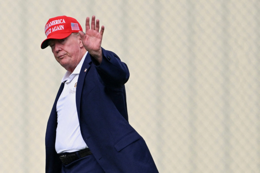 More ultrawealthy in Trump's administration than those in previous 3 presidents combined, report shows