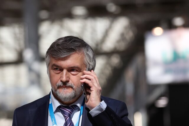 Russia’s biggest state development corp fires Andrei Klepach, its chief economist, for saying in May that Moscow is losing its war of attrition with the West, and losing it ‘in some ways’ to Ukraine