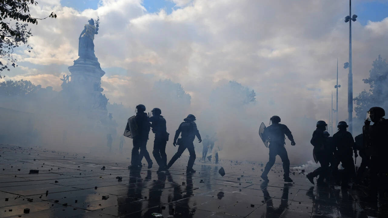 Cars torched, shops looted: Violence protests erupt across France; over 270 arrested
