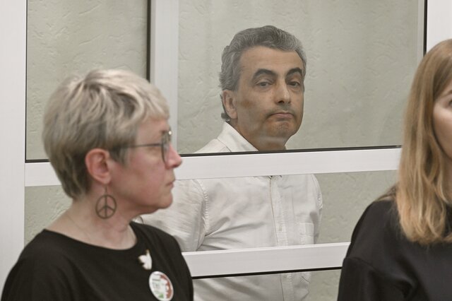 Eleven years in prison for illegal speech: reactions to the verdict against Russian opposition politician Lev Shlosberg