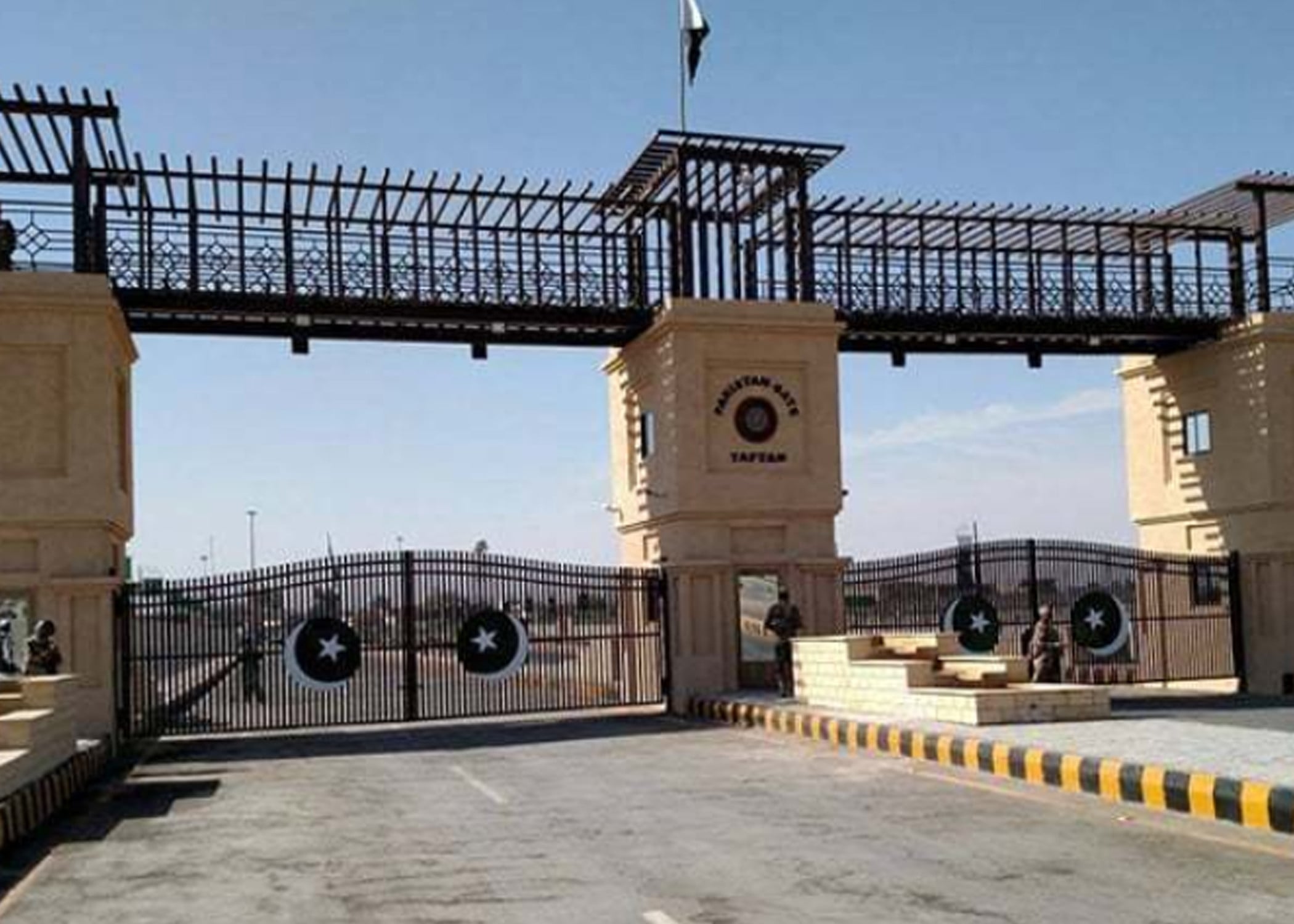 Trade at Taftan comes to a grinding halt