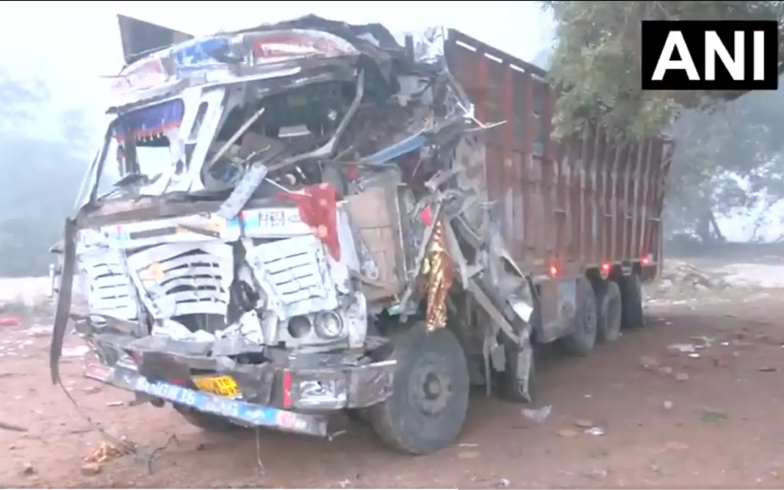 12 dead, 30 injured as truck hits templegoers in India