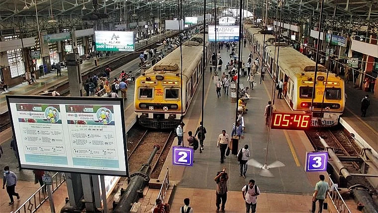 Western Railway Steps Up Food Safety Checks, Conducts 1,523 Inspections