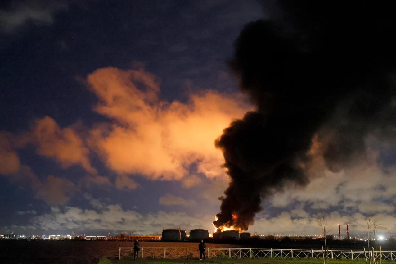 Blaze at St Petersburg oil sites as Kyiv launches more than 1,000 drones at Russia