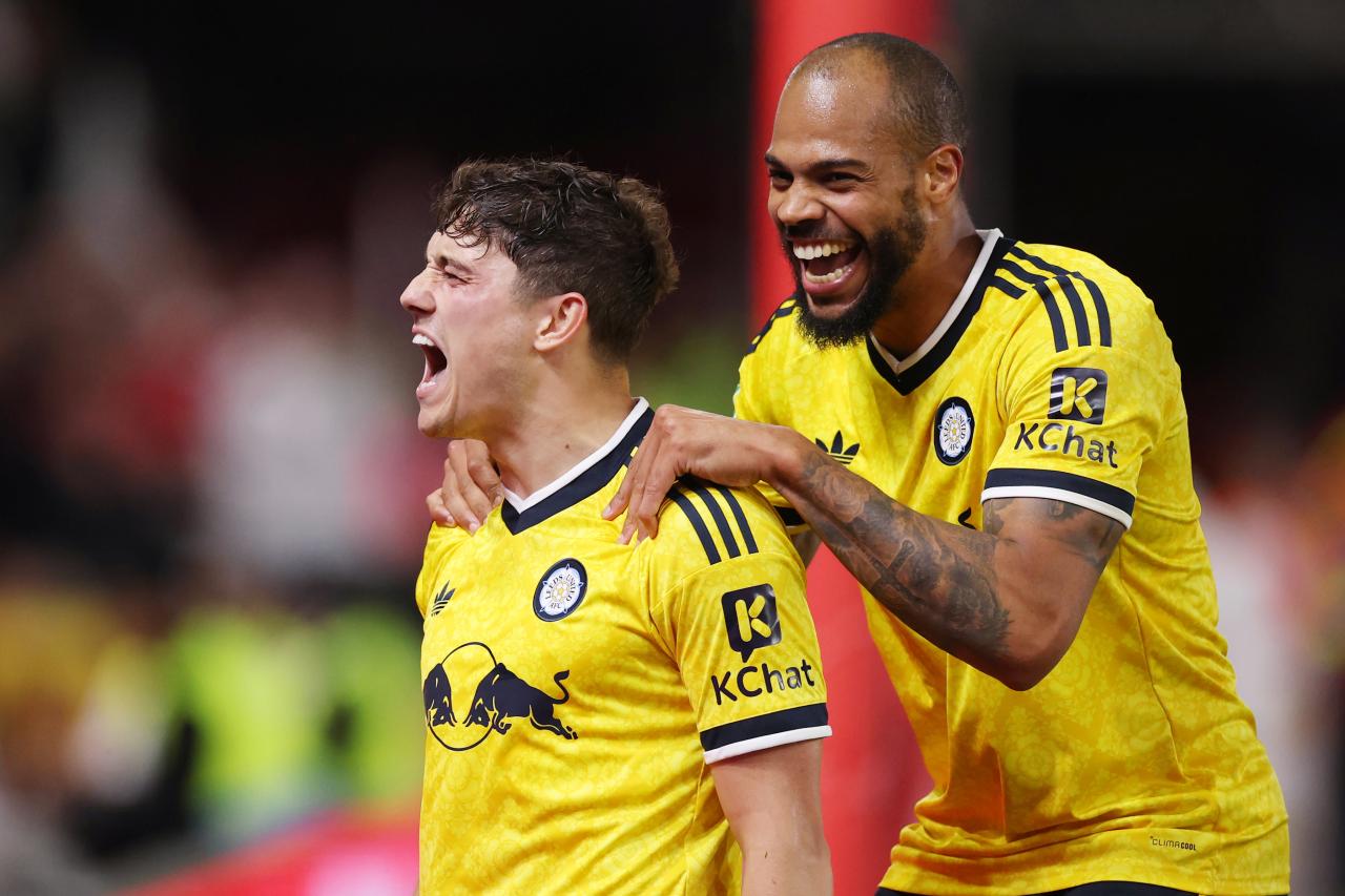 Köln plot January reinforcements with Leeds striker among targets