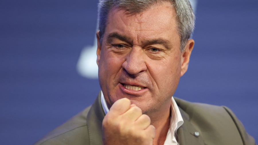 Berlin: „Die rote Front steht“ – Söder fordert Brandmauer nach links