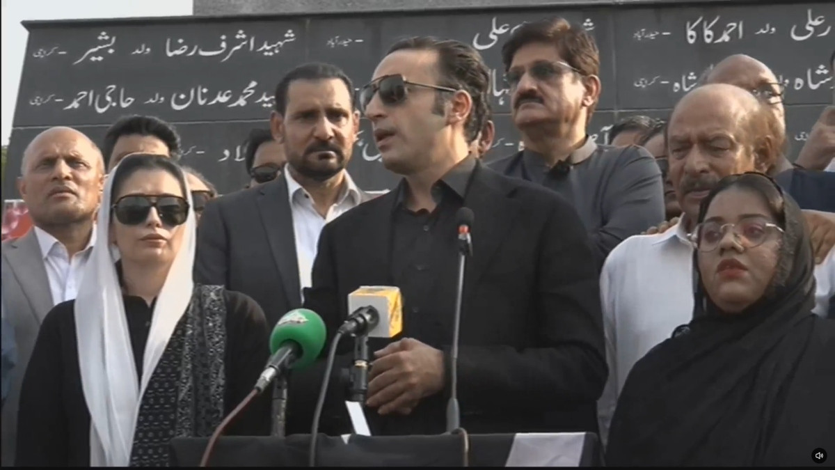 Bilawal slams PTI's Afridi over K-P security, says PPP ready to fight terrorists