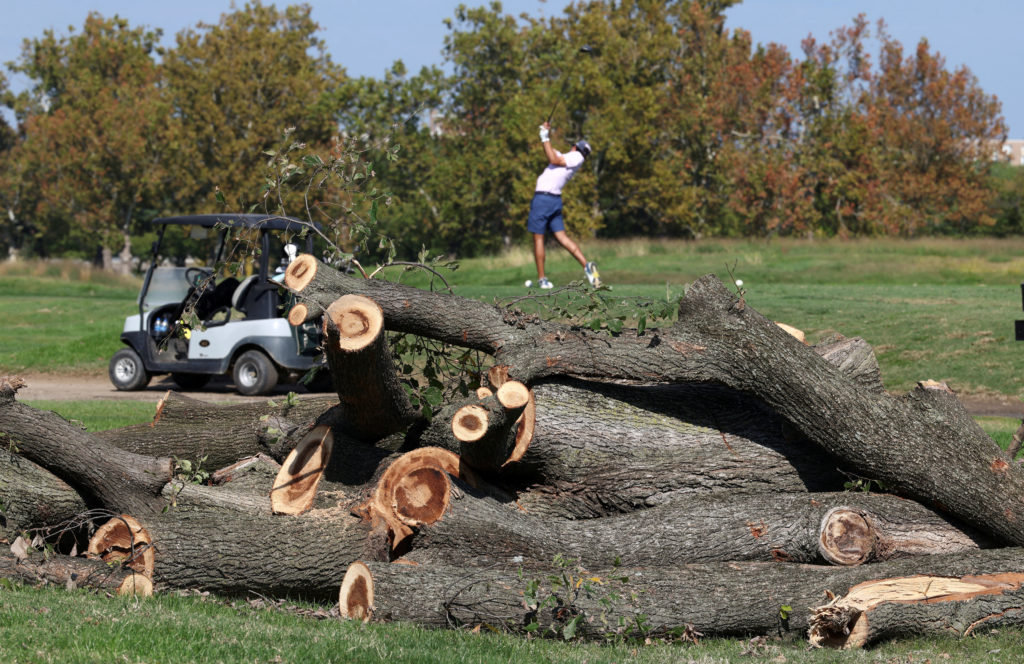 Trump says he will close historic D.C. golf course for 15 months of renovations