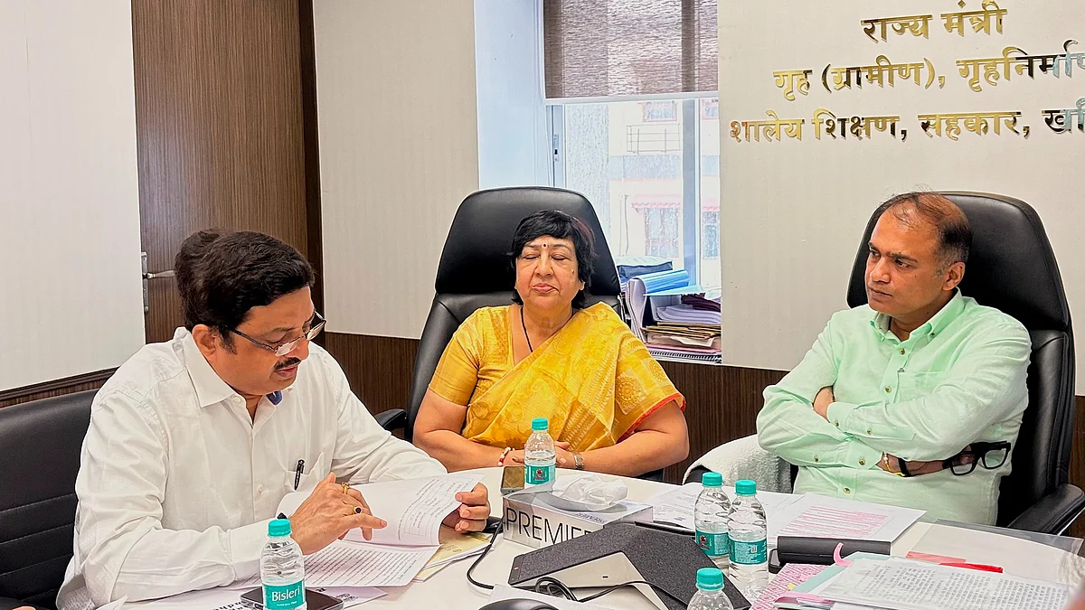 Maharashtra Minister Pankaj Bhoyar Directs MHADA To Resolve Long-Pending Aramnagar Housing And Infrastructure Issues