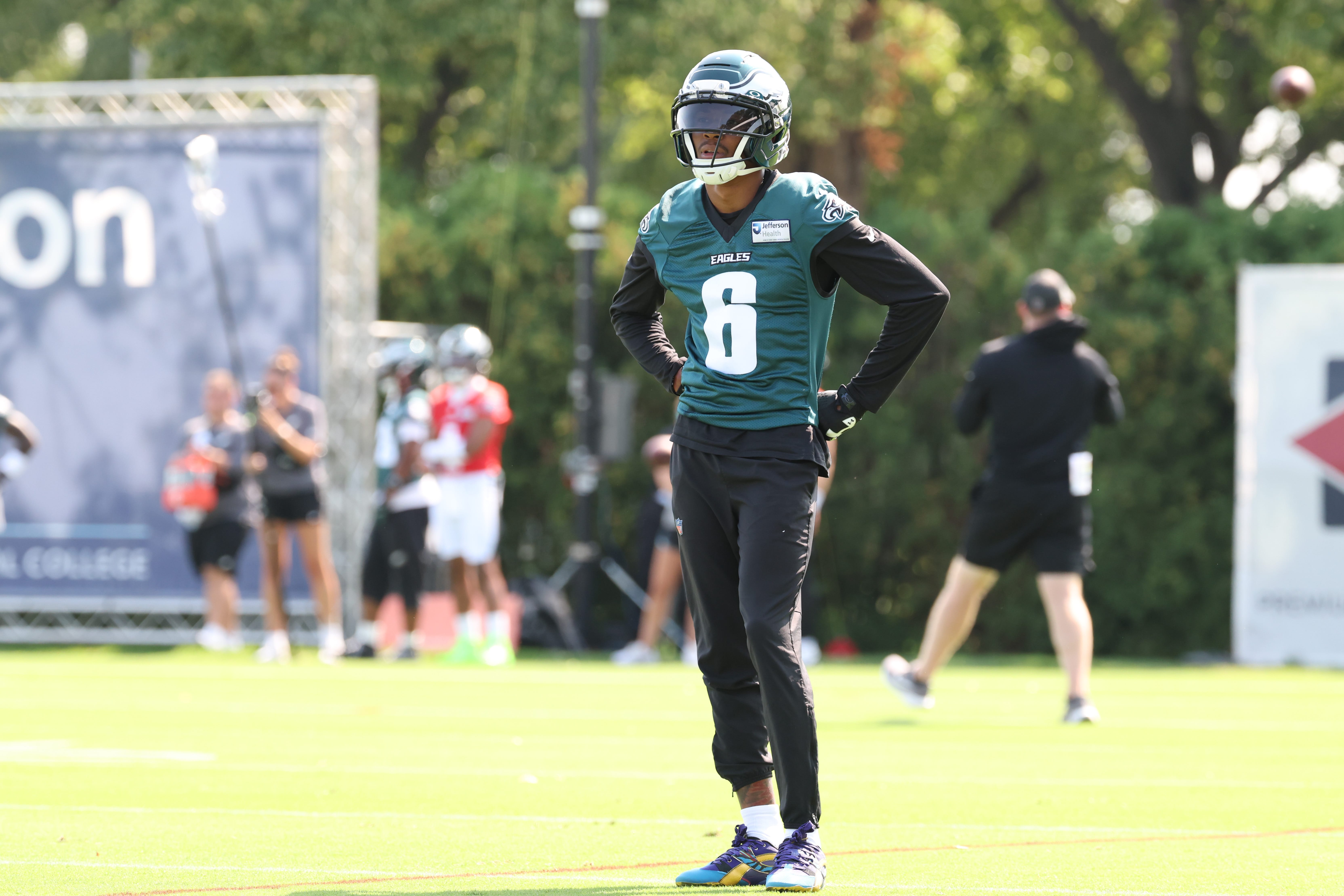 Three Things from Eagles training camp: DeVonta Smith, Makai Lemon take steps toward return ahead of Patriots joint practices