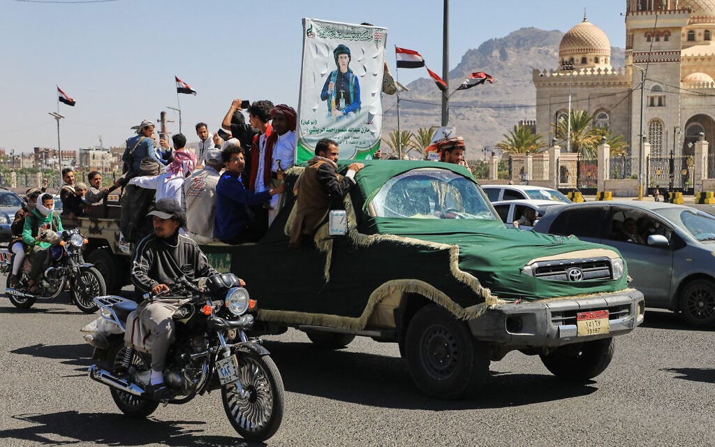 Nine said killed in Saudi strike on Houthis as sides continue trading fire