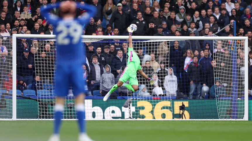 Brighton winger's long-range goal conjures decades-old memories of Beckham
