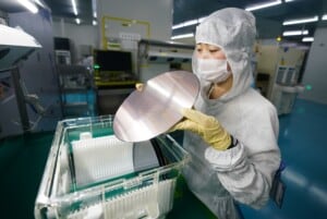 Is China breaking through a key chipmaking bottleneck?