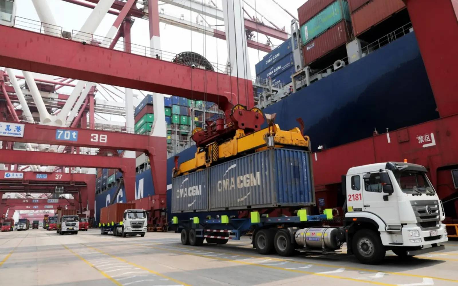 China’s economic growth picks up in Q3, beating expectations
