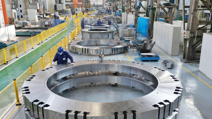 Economy: China's economy growing slightly faster - problems remain