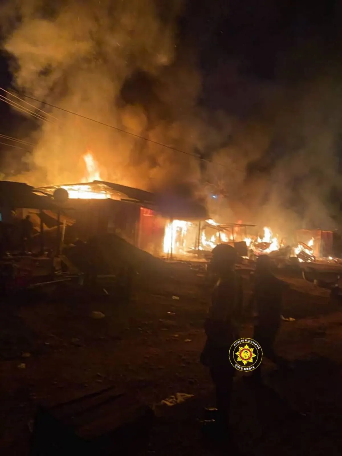 Dunkwa: Fire destroys wooden structures, two metal-container shops and personal belongings