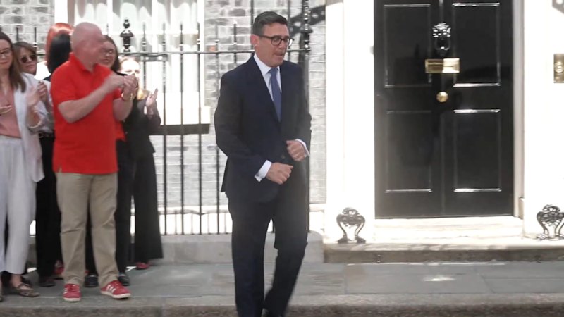 UK Prime Minister unknowingly messages impersonator