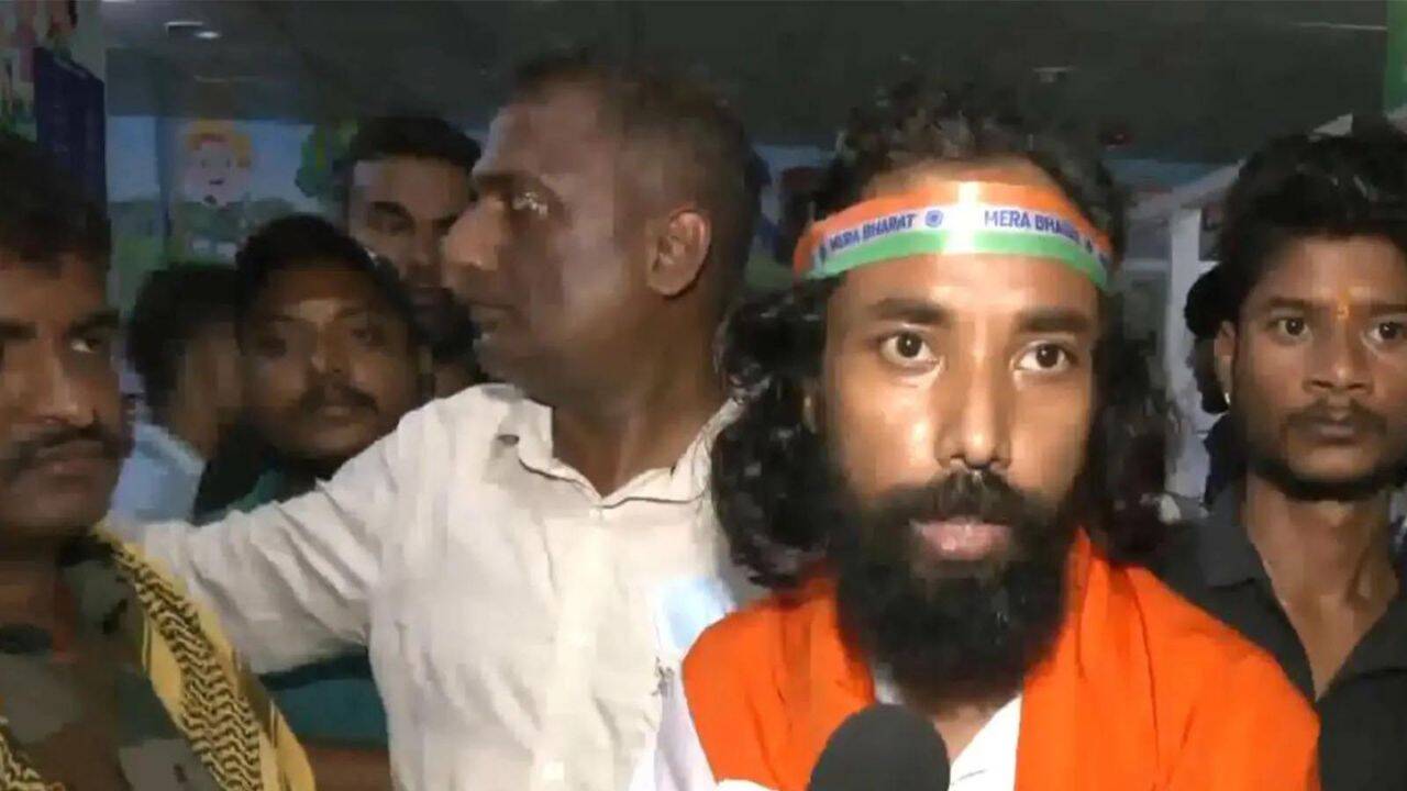 ‘Huge victory for Jharkhand’: Mahto ends hunger strike after Soren govt accepts demands