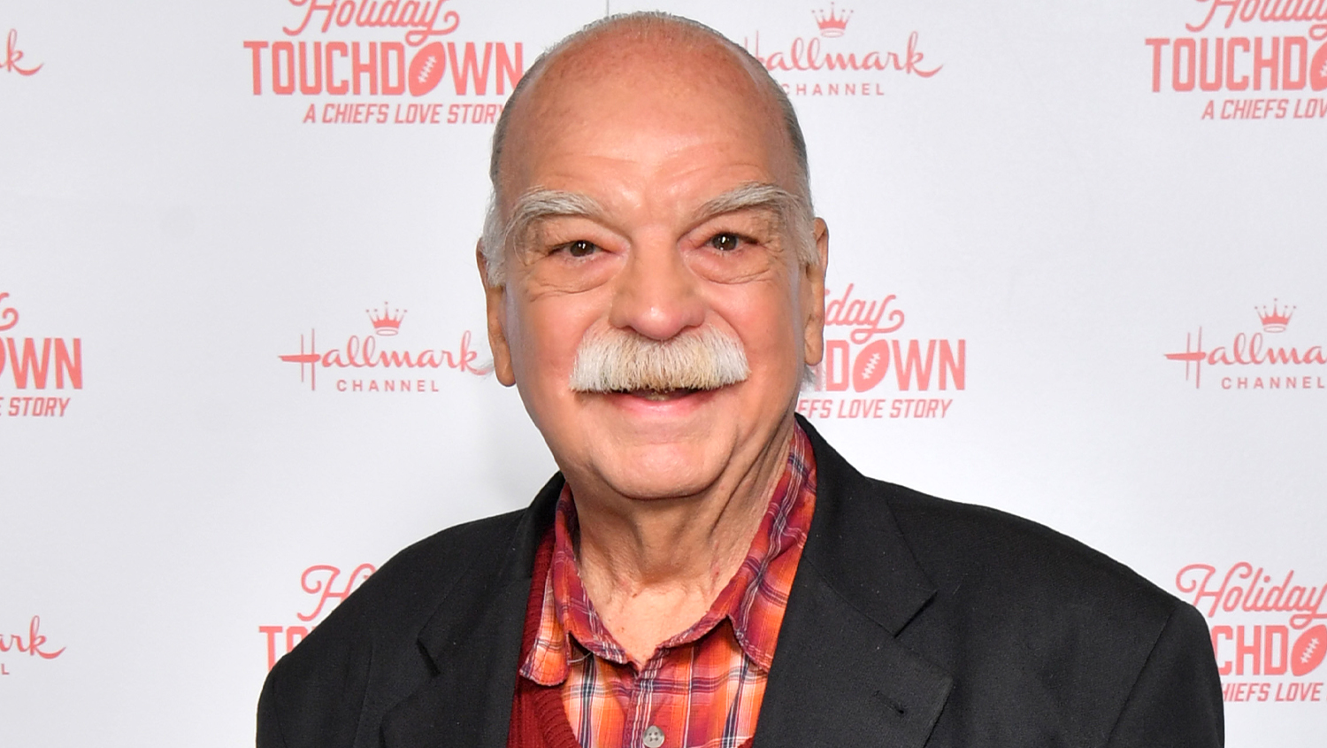 Richard Riehle Dies: ‘Office Space’ & ‘Bridesmaids’ Actor Was 78