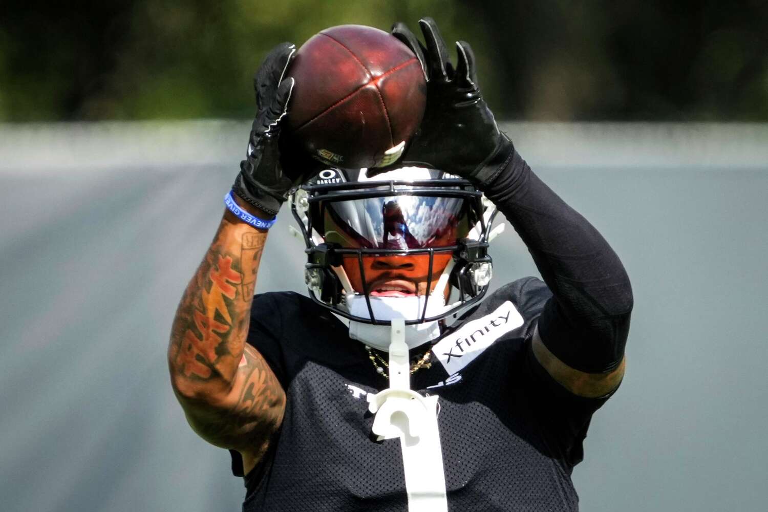Houston Texans wide receiver Tank Dell will return to play Sunday against New York Giants