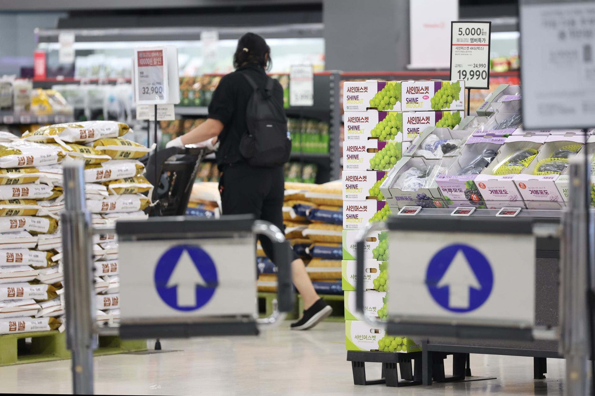 Homeplus' recovery falters as sales slump, buyer search stalls