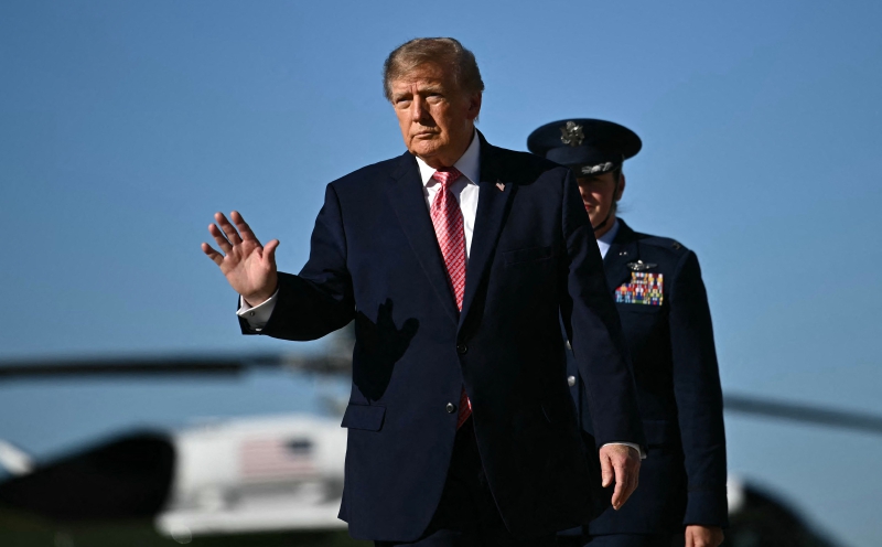 Trump says ready to meet with Putin and Xi in China