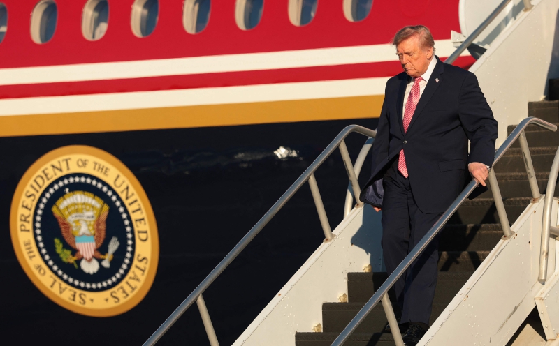 As midterms loom, Trump seizes on France unrest for political gain