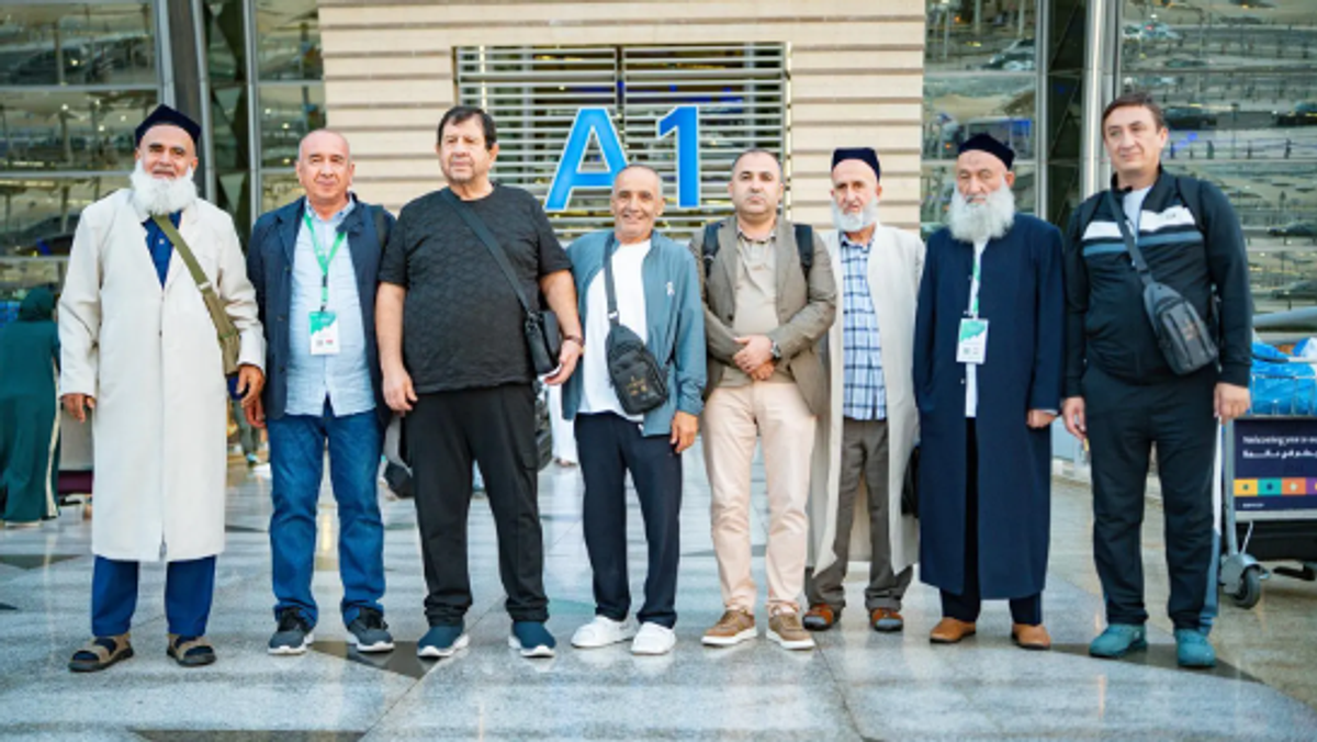 Fourth group of King Salman Umrah Program guests departs Saudi Arabia