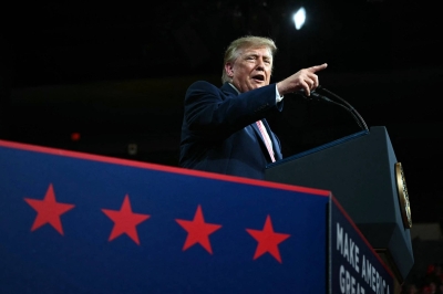 Trump approval falls to record low of 31% as midterms near, poll finds