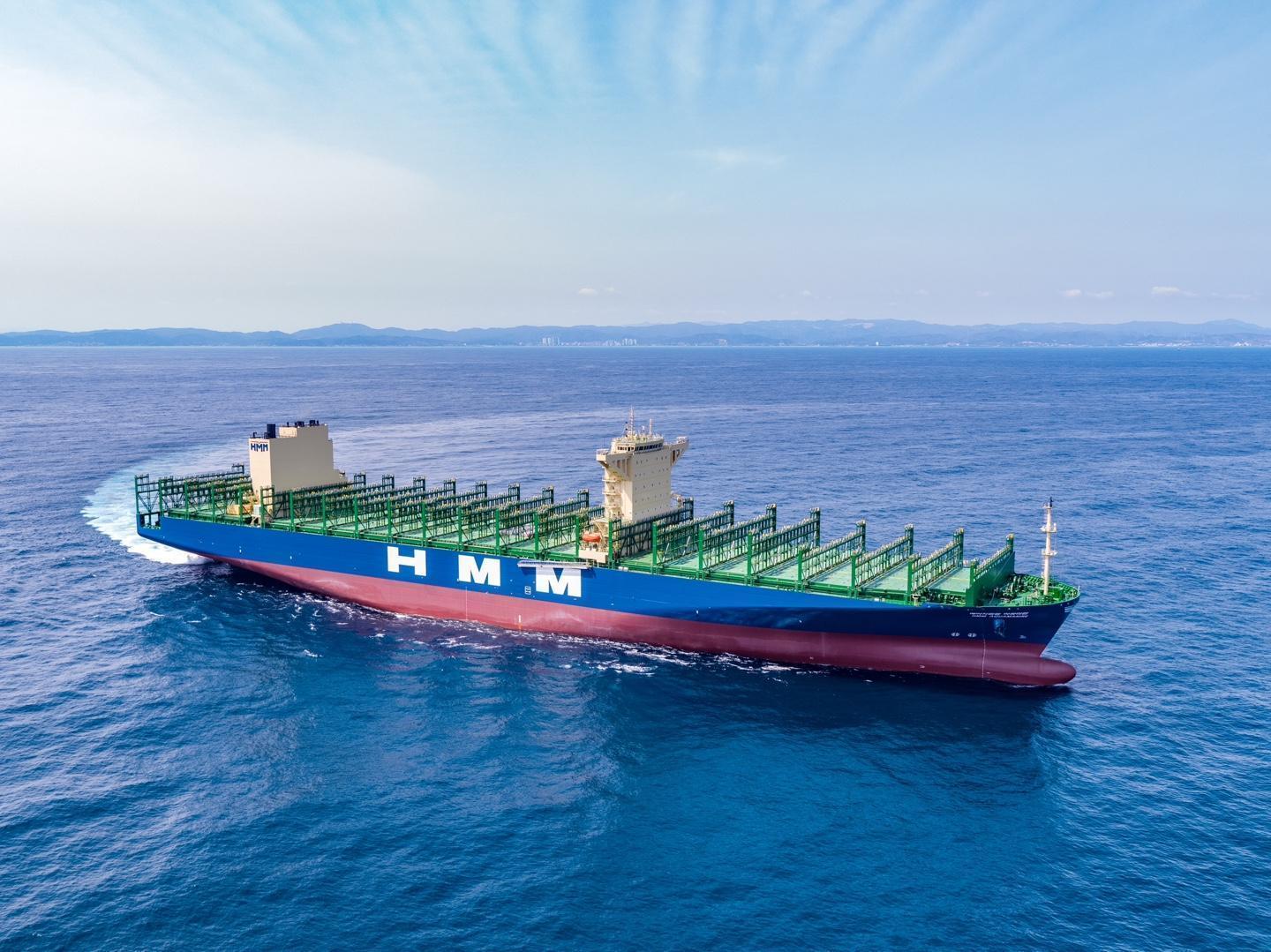 HD KSOE wins W1.9 tril. order from HMM for 8 container ships