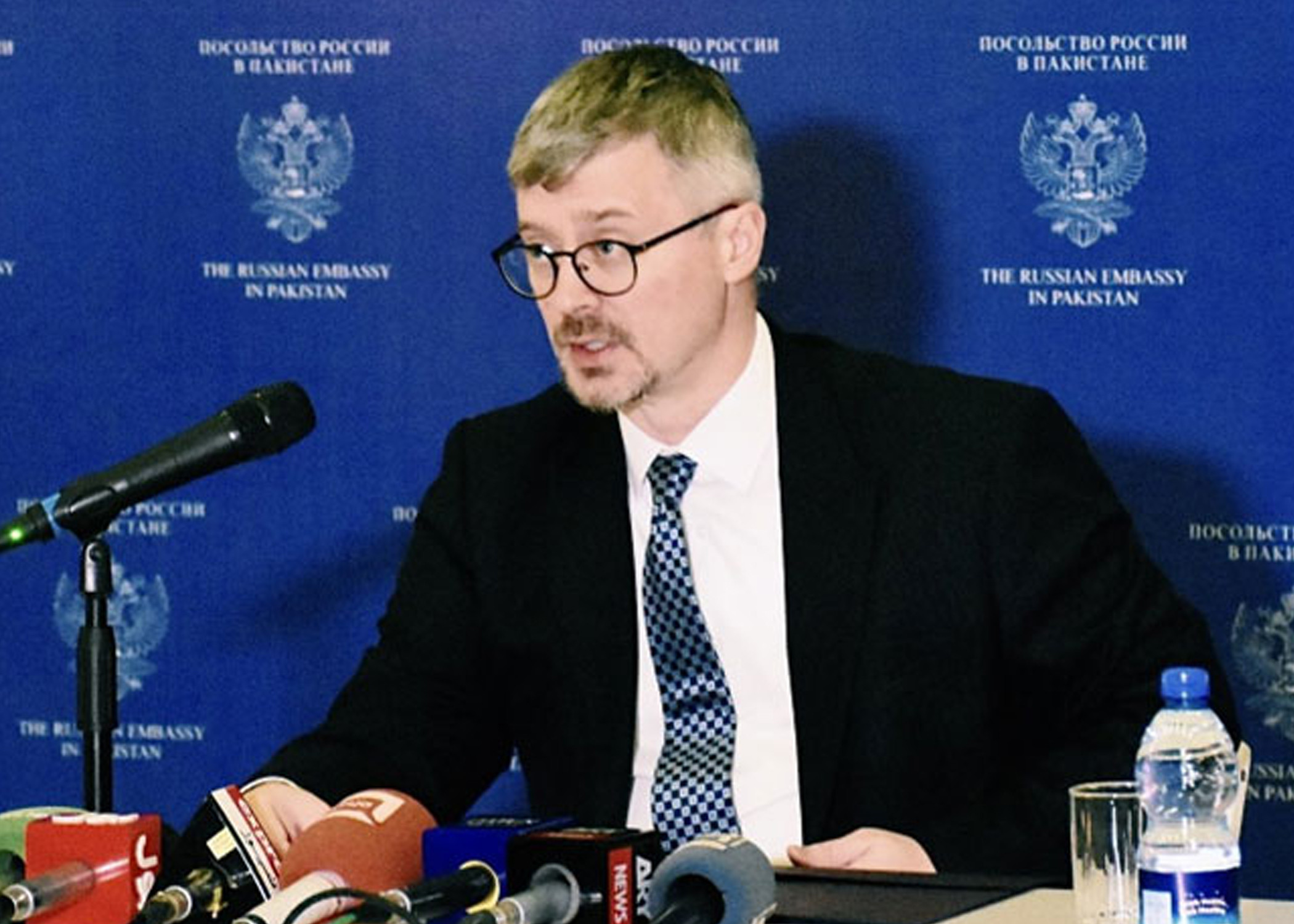 Russia offers a diplomatic off-ramp in Pak-Afghan standoff
