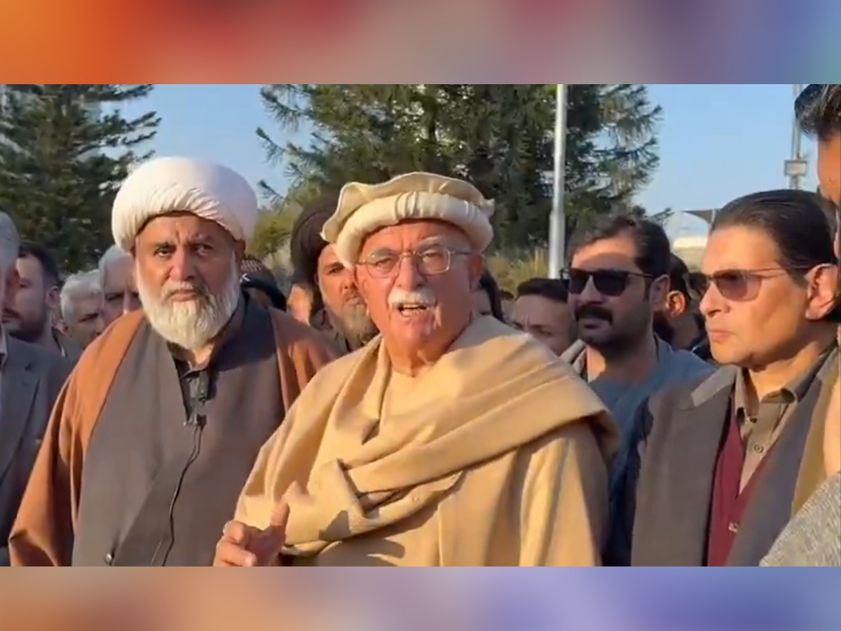 Achakzai seeks K-P CM whereabouts