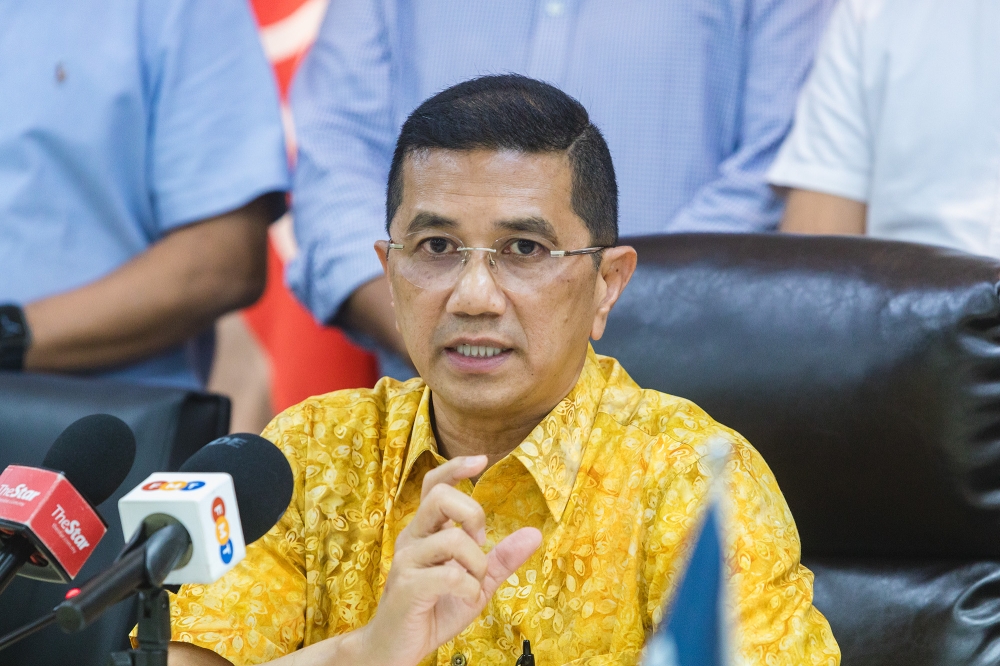 Azmin: RoS deregistration shows Perikatan leadership breached coalition constitution