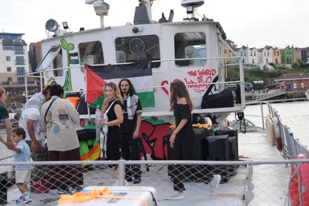 Boat sets sail from Bristol to break Israel’s siege of Gaza
