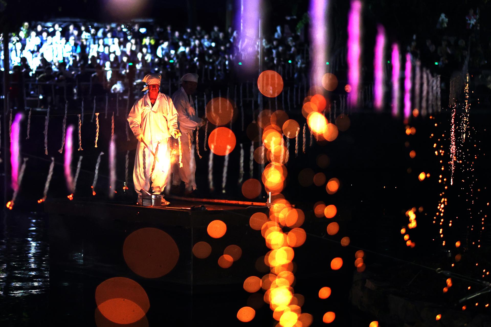 [PHOTOS] Centuries-old embers light up Haman night sky