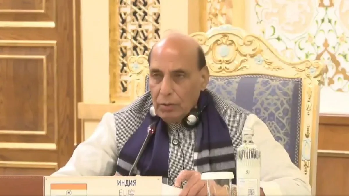 'No Double Standards On Terrorism': Rajnath Singh Calls For United Action Against Terror Financing & Safe Havens At SCO Meet In Dushanbe | Watch