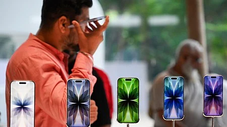Apple India Crosses ₹1 Lakh Crore Revenue Mark For First Time