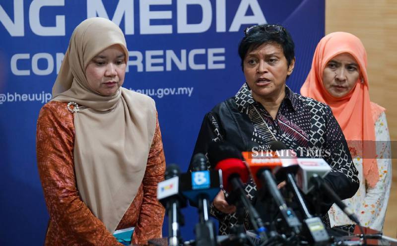 Negri Sembilan exco removals: Govt explanation still under discussion, says Azalina