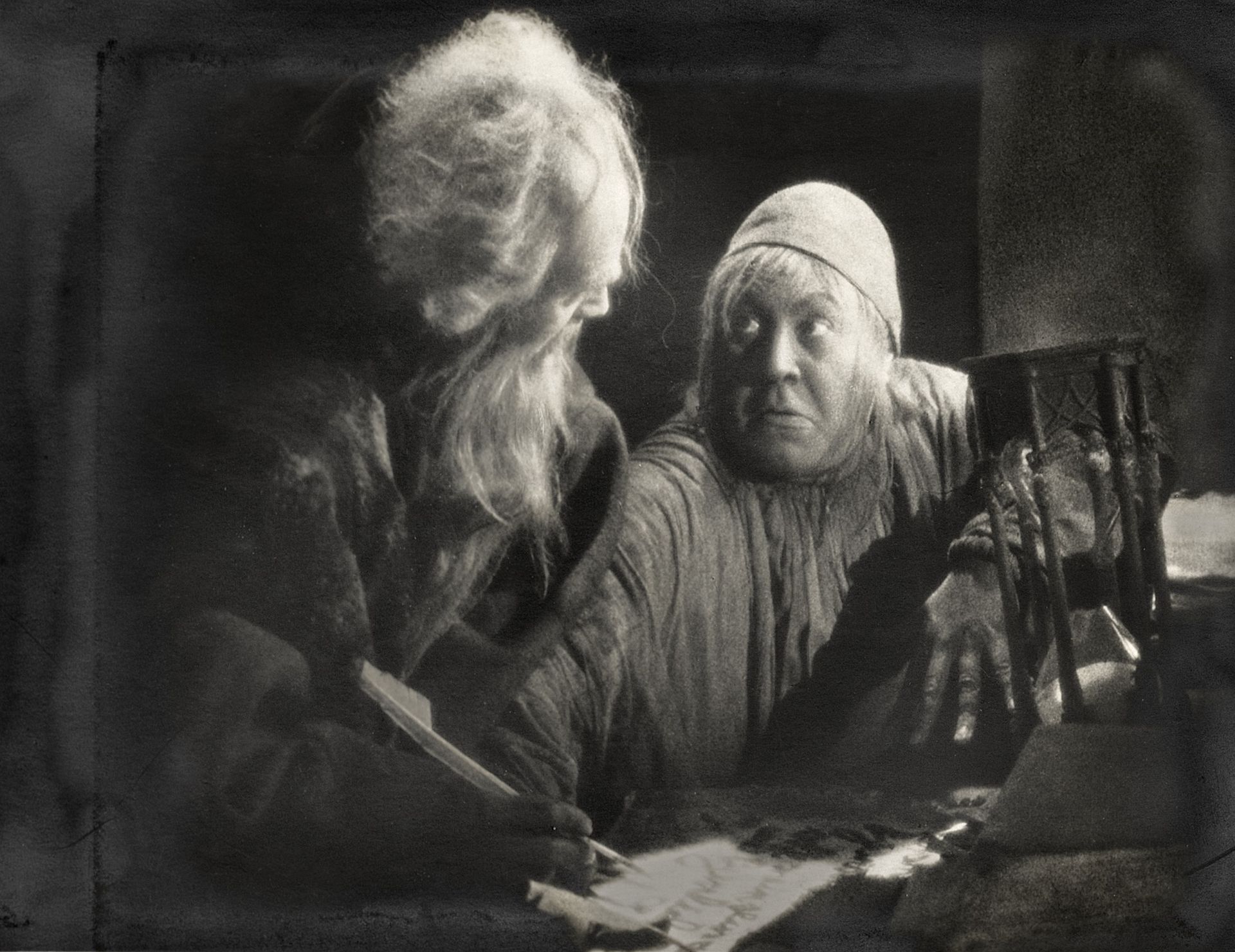 Once presumed lost forever, these eerie photos show us all what horror movies were like 100 years ago