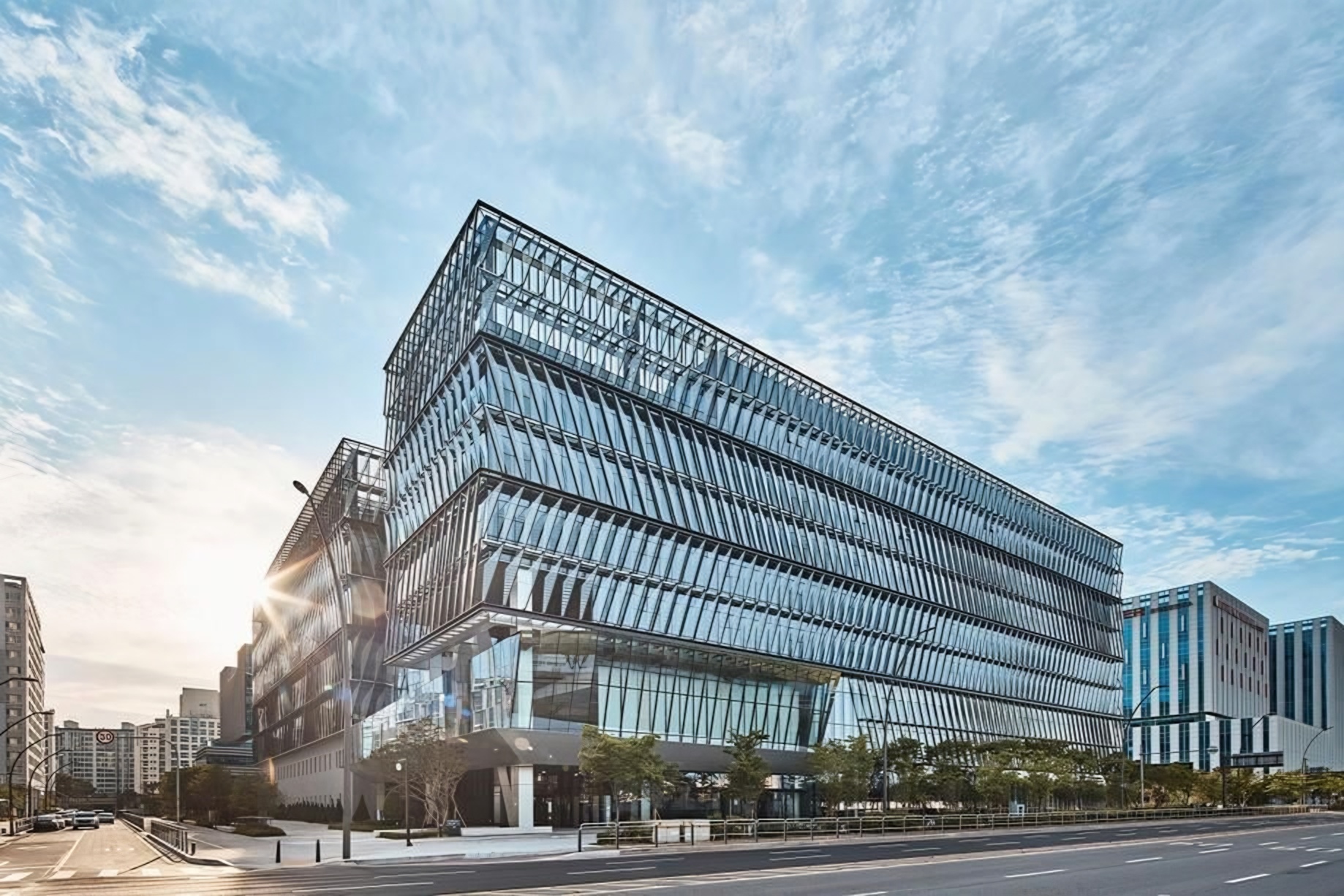 Nexen Tire's weak product mix widens profit gap with Hankook, Kumho