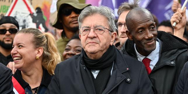 Under fire over protests, Mélenchon stands by split with rest of French political spectrum