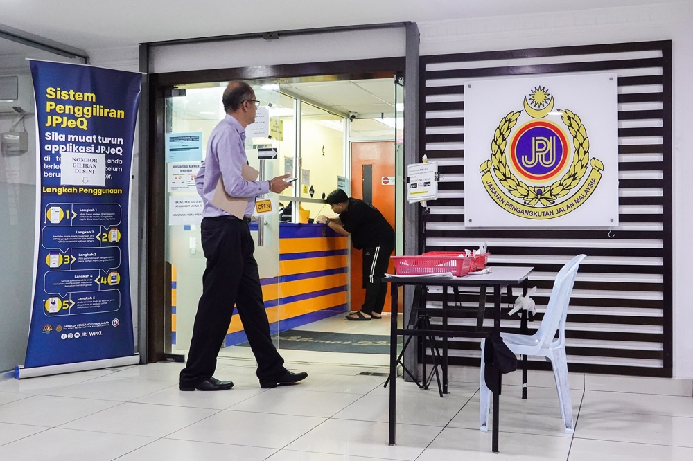 No driving licences without tests: JPJ warns against fake TikTok promotions