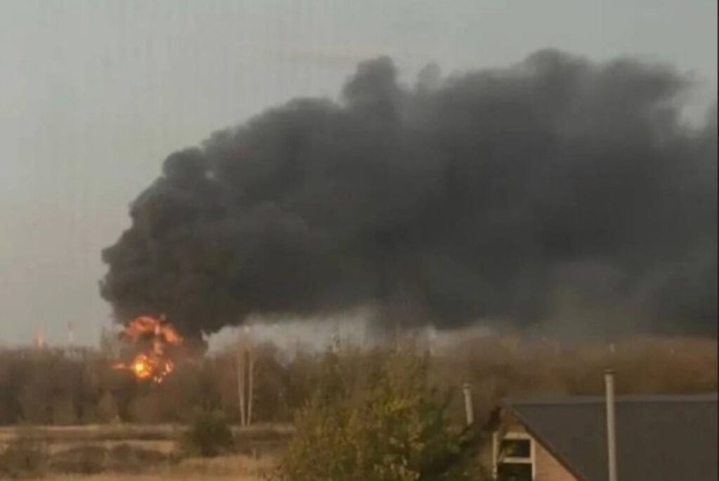A diesel tank burns at Transneft’s Druzhba hub as Ukraine keeps striking Russian energy despite Trump’s pressure