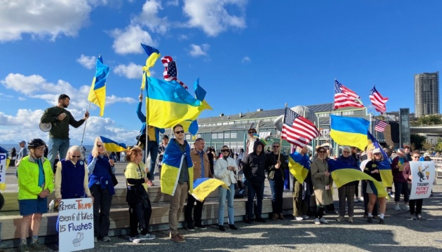 Ukrainians in U.S. protest easing of sanctions on Russian diesel fuel