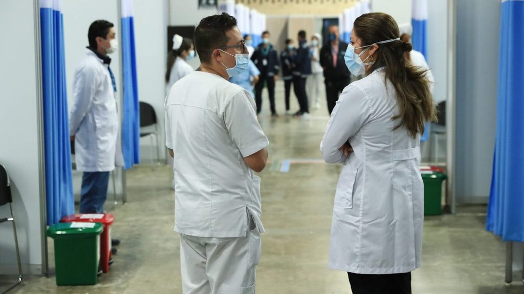Colombia Among 17 Countries in Study on Healthcare Workers’ Mental Health