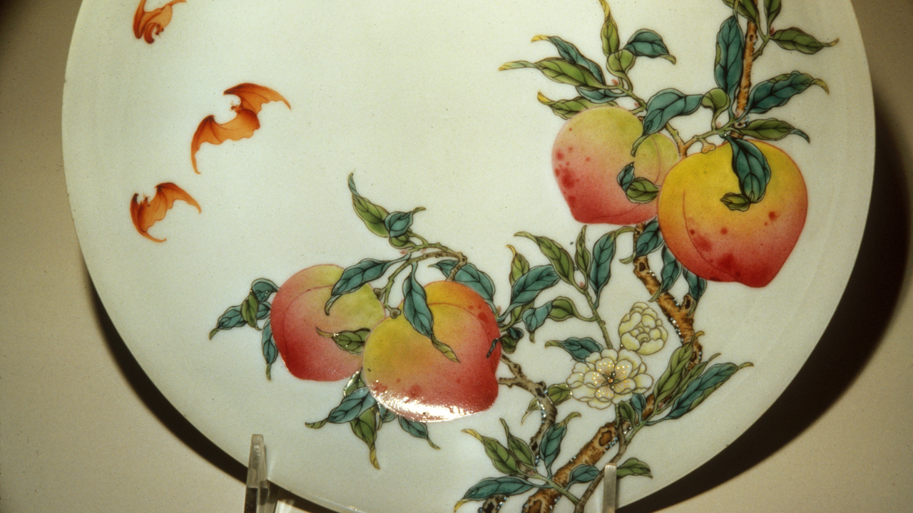 Qing dynasty bowl spent 87 years in Chicago museum, then sold for $2.048m