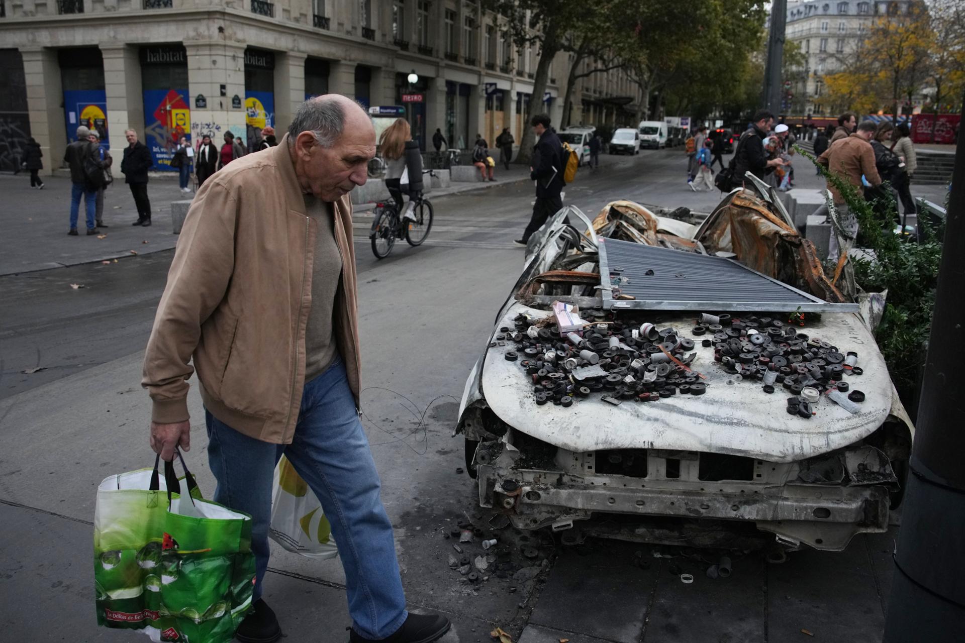How are French police identifying looters? Social media is key