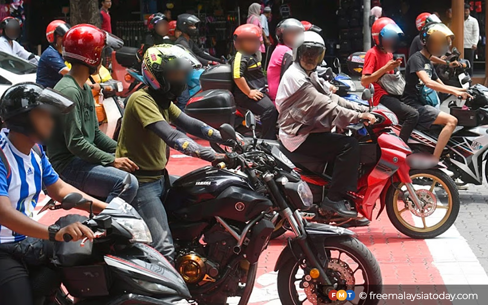 Publish studies on motorcycle licensing age