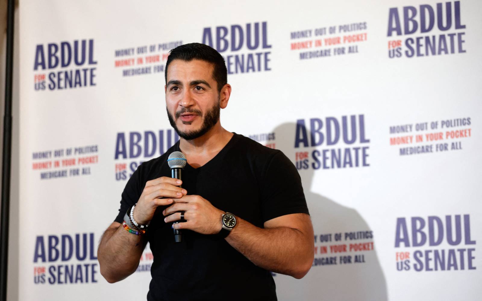 El-Sayed leads in Michigan primary in test for US Democrats