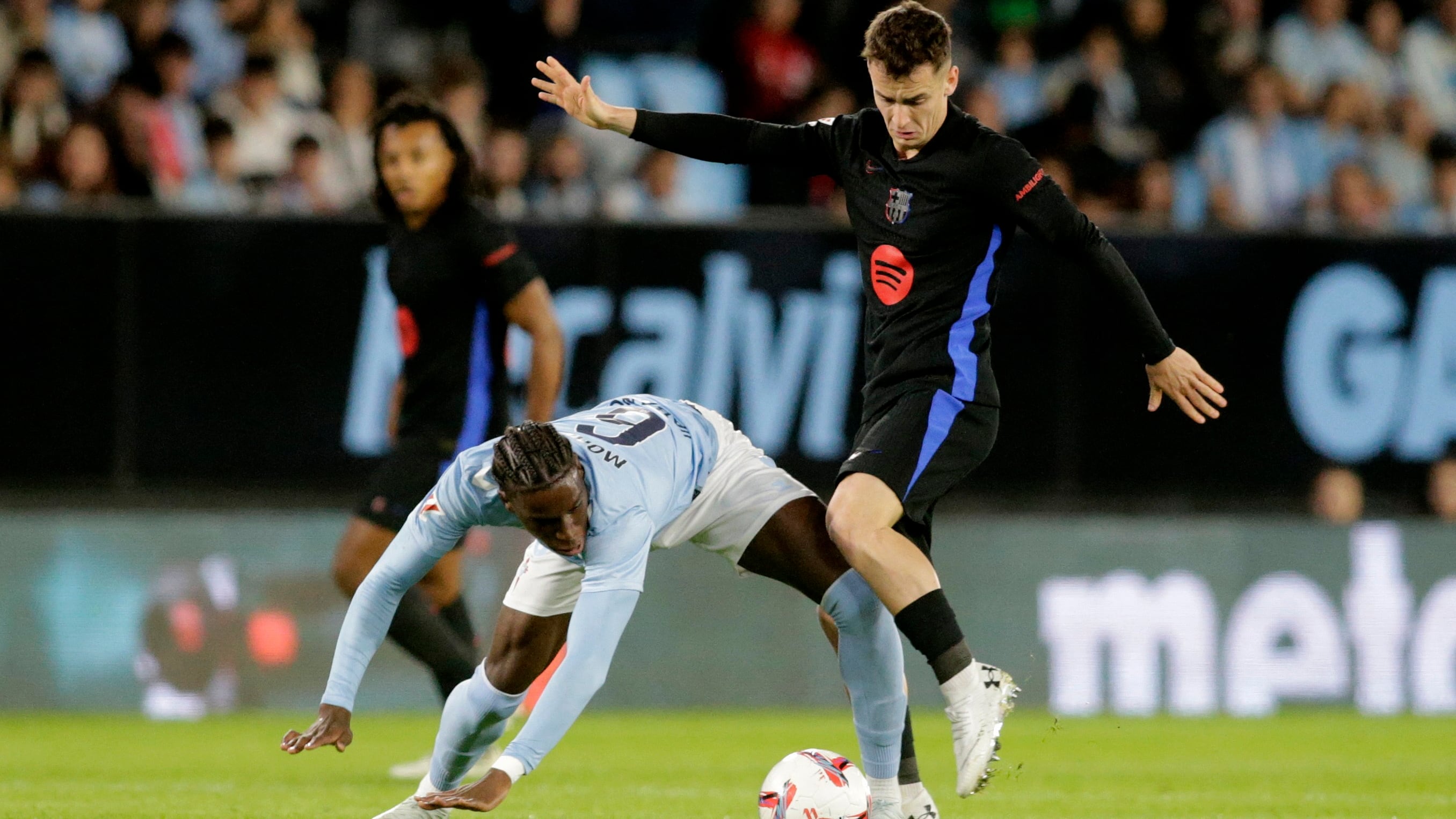 La Guardia Civil investiga un robo en casa del futbolista del Celta Ilaix Moriba
